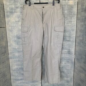 LLBean Men's Comfort Waist Cargo Pants Khaki Size 38W 26 Inseam Cotton